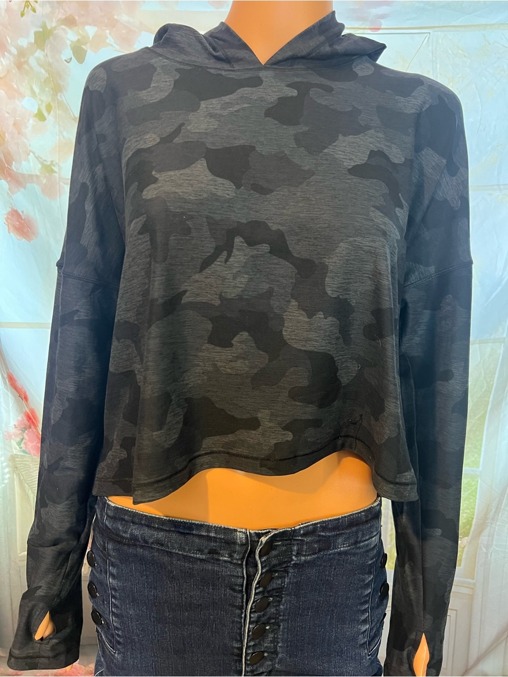 Yogalicious Black Camo Cropped Hoodie - Picture 1 of 5